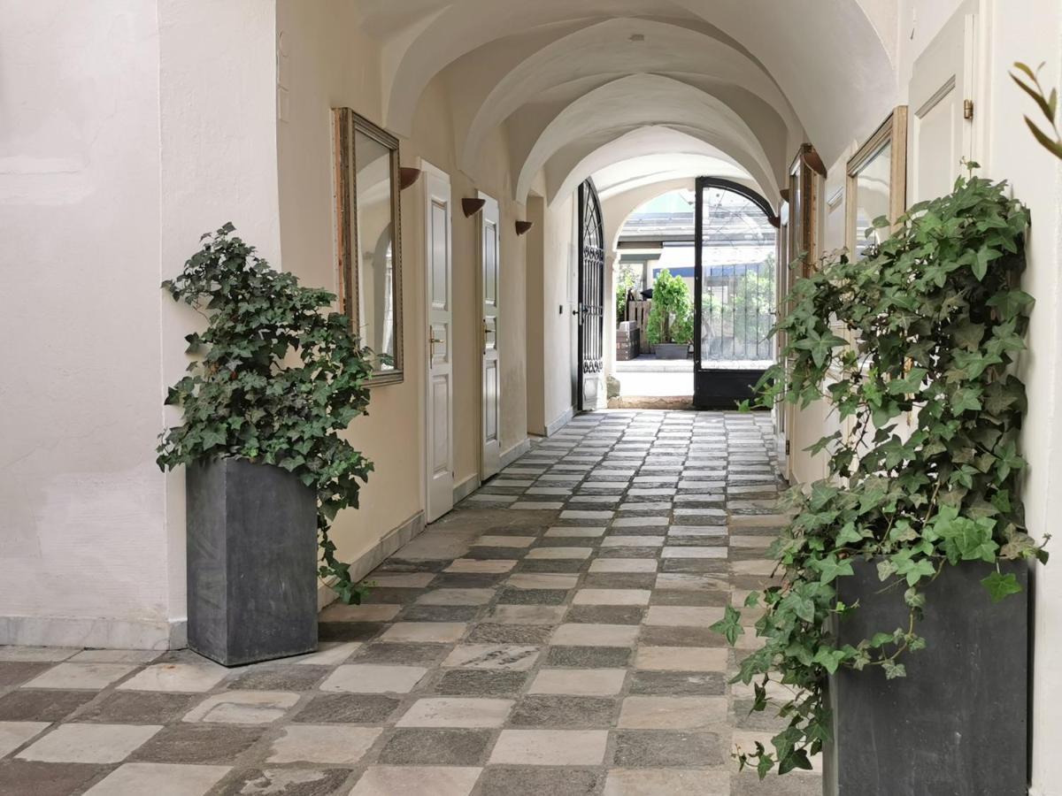 קלגנפורט Stylische Cityapartments Benedikt מראה חיצוני תמונה
