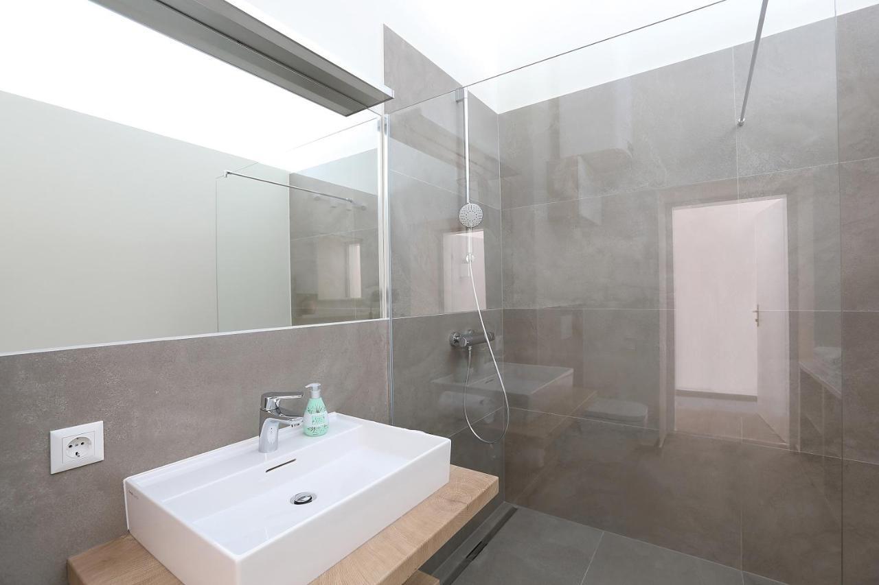 קלגנפורט Stylische Cityapartments Benedikt מראה חיצוני תמונה