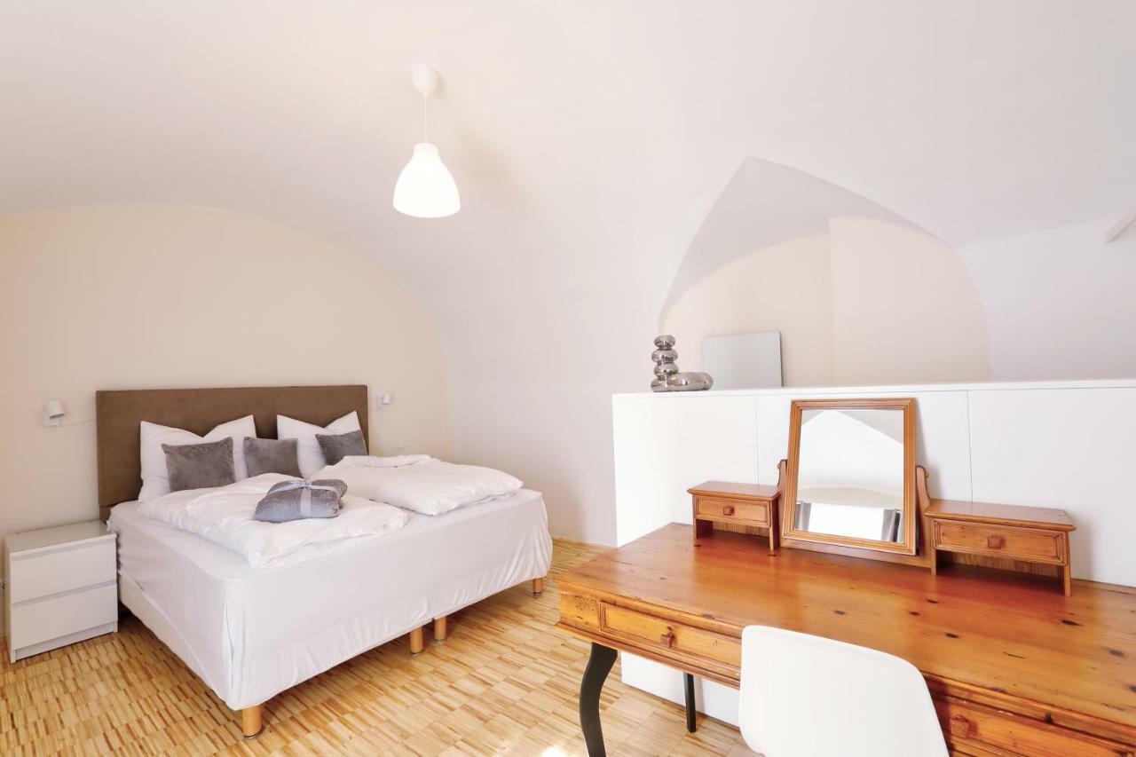 קלגנפורט Stylische Cityapartments Benedikt מראה חיצוני תמונה