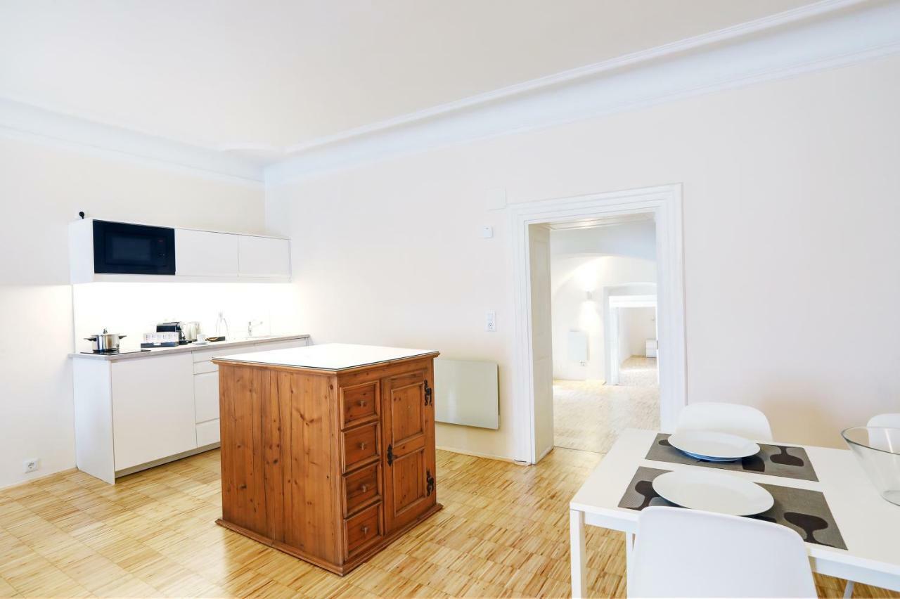 קלגנפורט Stylische Cityapartments Benedikt מראה חיצוני תמונה